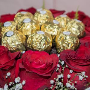 Caja de Rosas + Ferrero Rocher